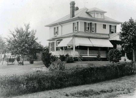 Image of Harry Martin's home 401 Cummings Lane 